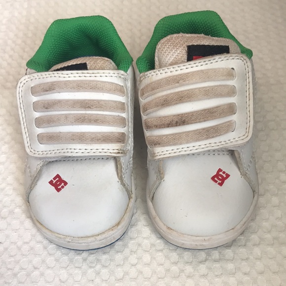 3/$20 Y2K DC Toddler Skate Shoes - Picture 2 of 6